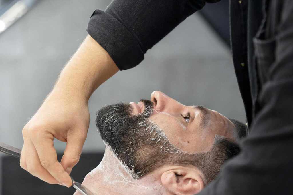 Curso de barbería y peluquería de caballero